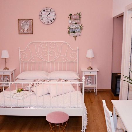 Mia'S Rooms Noto Eksteriør billede