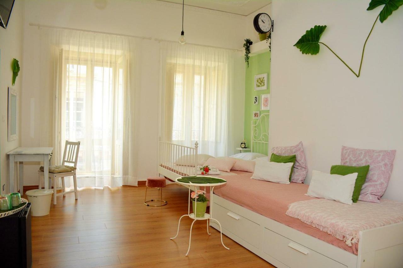 Mia'S Rooms Noto Eksteriør billede