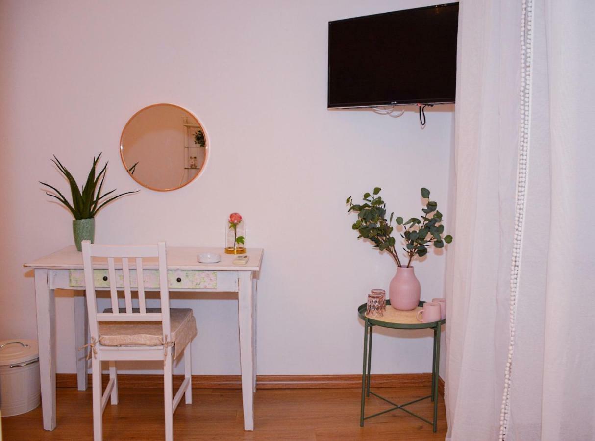 Mia'S Rooms Noto Eksteriør billede